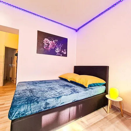 Schöne Stadtwohnung In Zentrale Lage Apartment